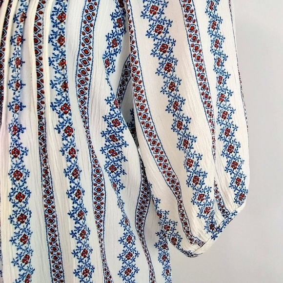 Crescent Boho Women's Blouse With Front Tassel Tie 3/4 sleeves Size Large - Picture 3 of 5